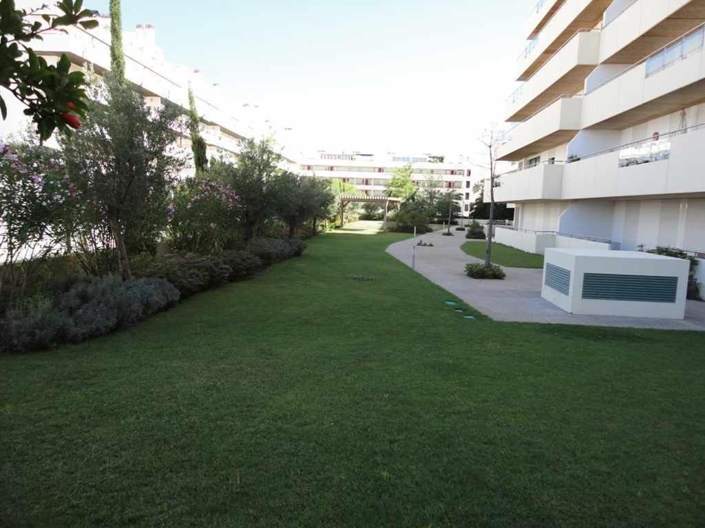 Vilamoura apartment garden access 013 Buitenkant foto
